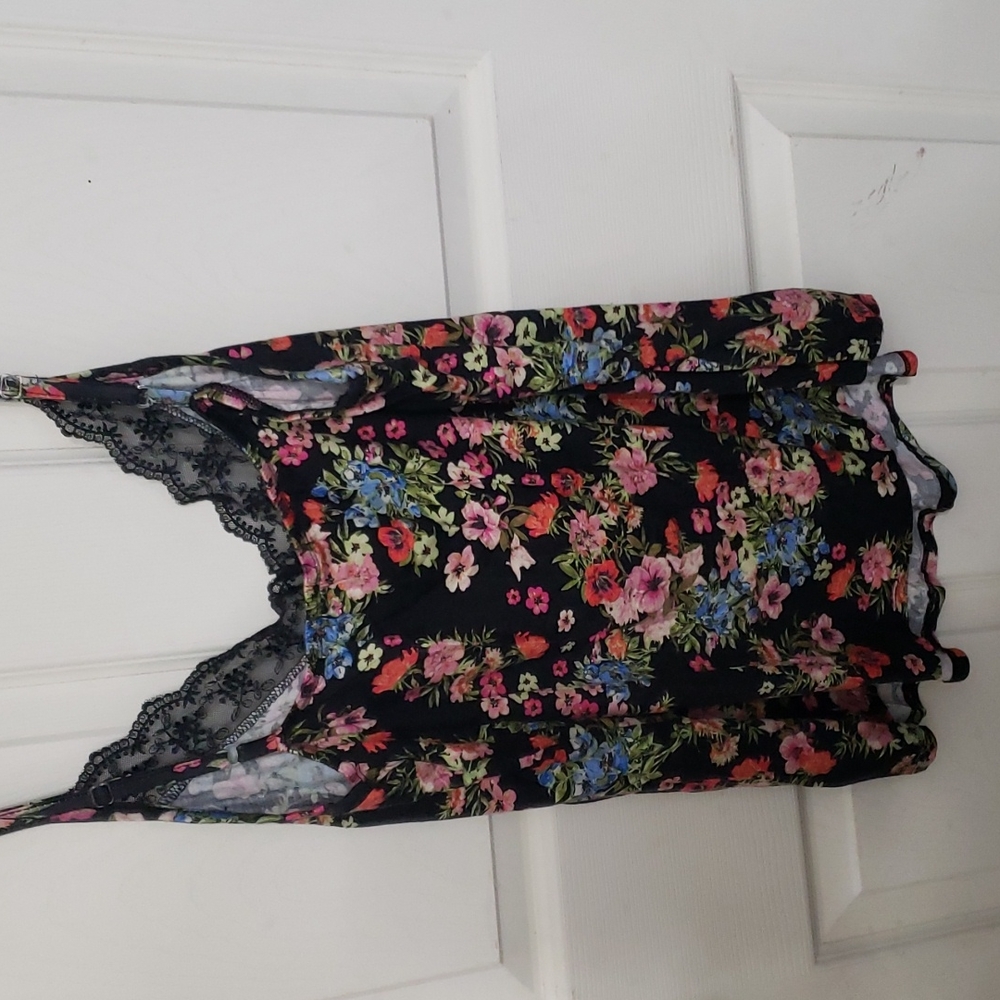 Cami - Picture 3 of 3
